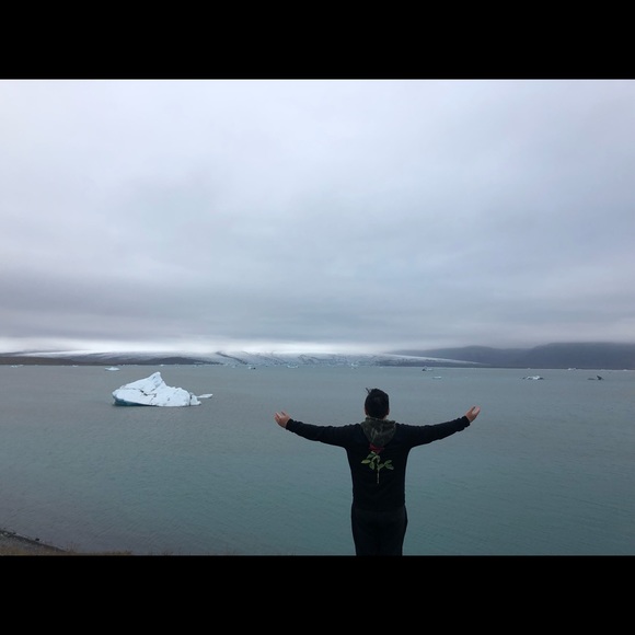 Meet your Posher, Eric - Picture 2 of 3